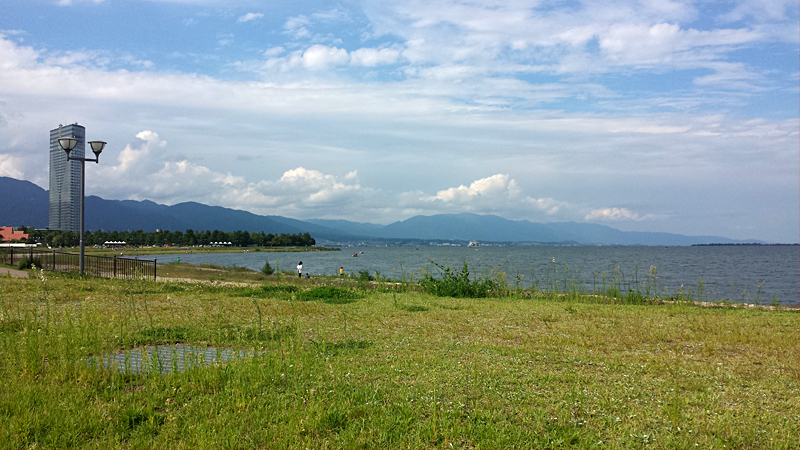 琵琶湖の湖岸